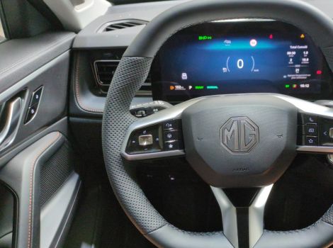 MG EHS 1.5 HYBRIDAVEC 224 CH BVA LUXURY