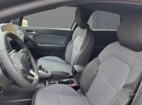 Renault CAPTUR 4 E-TECH FULL HYBRID 160 CH TECHNO AVEC CONSOLE FLOTTANTE PACK HIVER ET ROUE DE SECOURS