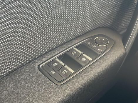 Renault CAPTUR 4 E-TECH FULL HYBRID 160 CH TECHNO AVEC CONSOLE FLOTTANTE PACK HIVER ET ROUE DE SECOURS