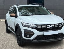 Dacia NOUVELLE SANDERO ECO-G 100 CH EXTREME STEPWAY PCK PLUS AVEC CAMERA AVERTISSEUR D'ANGLES MORTS CONFORT PACK ET SIEGES CHAUFFANTS