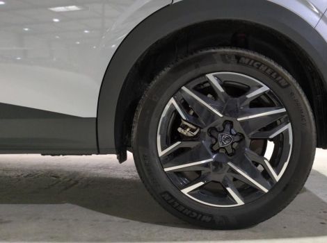 Peugeot 5008 HYBRID 145 CH BVA E-DCS6 7PL GT