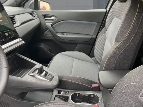 Renault CAPTUR 4 E-TECH FULL HYBRID 160 CH TECHNO AVEC CONSOLE FLOTTANTE PACK HIVER ET ROUE DE SECOURS