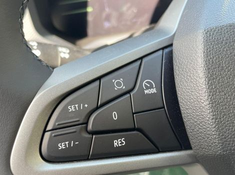 Dacia DUSTER NOUVEAU 4X2 ECO-G 120 CH JOURNEY AVEC CHARGEUR SMARTPHONE INDUCTION