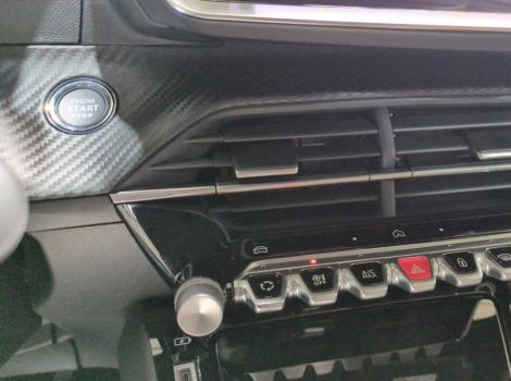 Peugeot 2008 HYBRID 145 BVA E-DCS6 GT AVEC PACK DRIVE ASSIST PLUS ET CAMERA 360