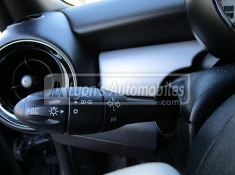 Mini MINI 95 CH SERIE ONE PK SALT BVA AVEC CLIMATISATION AUTOMATIQUE ET RADAR DE RECUL