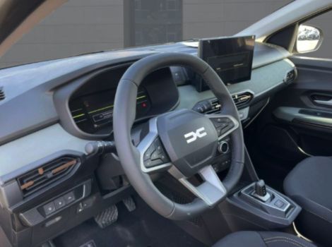 Dacia SANDERO STEPWAY ECO-G 120 CH AUTO EXTREME AVEC CLIM AUTO PACK CONDUIT ET PACK HIVER