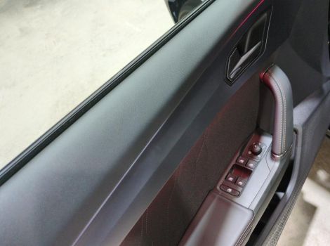 Cupra FORMENTOR 1.5 ETSI HYBRID 150 BVA DSG7 V AVEC JANTES 18 ET TOIT PANO