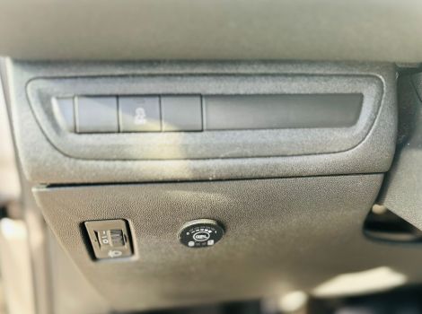 Peugeot 208 82 CH ESSENCE/GPL ORIGINE PEUGEOT ACTIVE AVEC CLIMATISATION ET JANTES ALUMINIUM