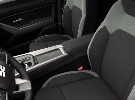 Dacia BIGSTER 155 CH HYBRID EXTREME AVEC CAMERA ACCES MAIN LIBRE HAYON ELECTRIQUE ET TOIT PANORAMIQUE