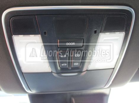 Seres 3 LUXURY 163 CH 120kW SUREQUIPEE AVEC TOIT OUVRANT PANORAMIQUE AUTONOMIE 329 KM