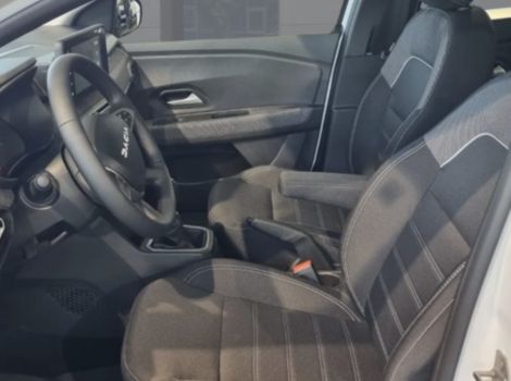Dacia SANDERO ECO-G 100 CH EXPRESSION AVEC CLIMATISATION AUTOMATIQUE RADAR DE RECUL ET SIEGES CHAUFFANTS