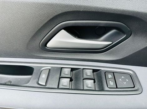 Dacia NOUVEAU JOGGER ECO-G 100 CH EXTREME 7 PLACES AVEC PACK CONFORT PLUS DETECTION D'ANGLE MORT ET SIEGES CHAUFFANTS
