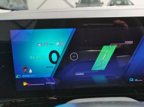 Renault AUSTRAL NOUVEAU FULL HYBRID E-TECH 200 CH BVA TECHNO