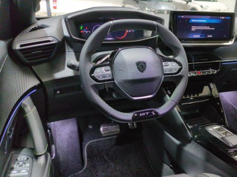 Peugeot 2008 HYBRID 145 BVA E-DCS6 GT SUREQUIPE