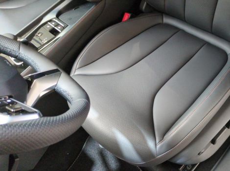 MG EHS 1.5 HYBRIDAVEC 224 CH BVA LUXURY