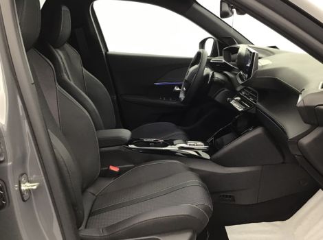 Peugeot 2008 HYBRID 145 CH e-DCS6 GT AVEC GPS ET CAMERA 360