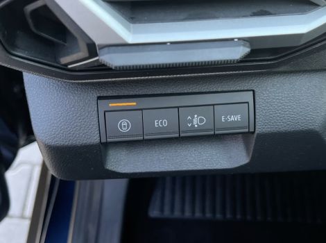 Dacia BIGSTER 155 CH HYBRID JOURNEY AVEC PACK HIVER ACCES MAIN LIBRE PACK PARKING JA19 ET HAYON ELECTRIQUE