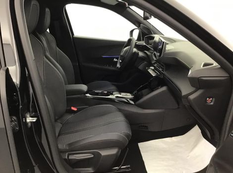 Peugeot 2008 HYBRID 145 GT
