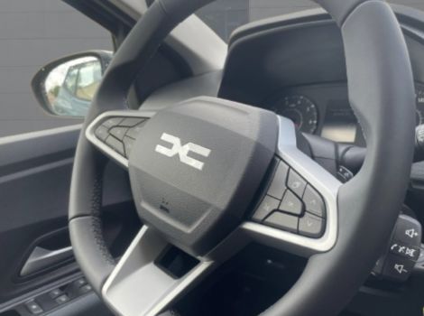 Dacia SANDERO STEPWAY ECO G 120 CH EXPRESSION AVEC CLIMATISATION AUTOMATIQUE ET SIEGES CHAUFFANTS