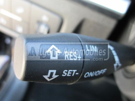 Seres 3 LUXURY 163 CH 120kW SUREQUIPEE AVEC TOIT OUVRANT PANORAMIQUE AUTONOMIE 329 KM