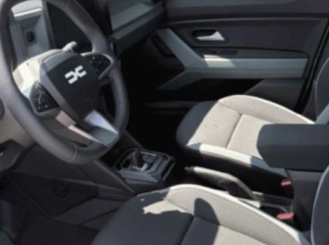 Dacia DUSTER ECO-G 120 CH BVA EXTREME AVEC ACCES MAIN LIBRE PACK CITY ET PACK COLD