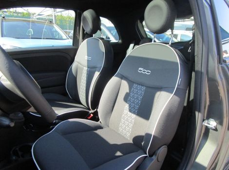 Fiat 500 1.0 HYBRID 70 CH SPORT TOIT PANORAMIQUE AVEC APPLE CARPLAY ET RADARS ARRIERE