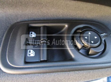 Fiat 500 NOUVELLE 118 CH ICON ÉLECTRIQUE 87 KW BERLINE AUTONOMIE 322 KM