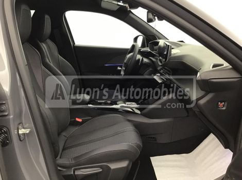 Peugeot 2008 HYBRID 145 GT