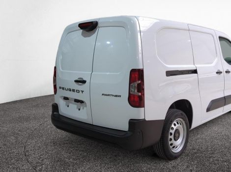 Peugeot PARTNER FOURGON XL DIESEL 130 CH AUTOMATIQUE 3PL SUREQUIPE