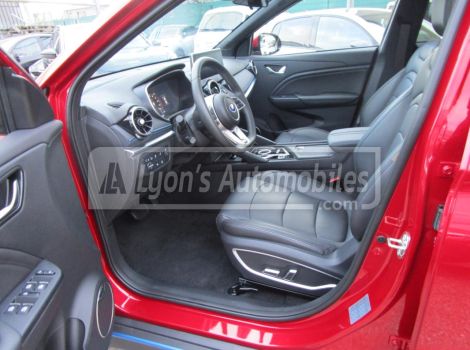 Seres 3 LUXURY 163 CH 120kW SUREQUIPEE AVEC TOIT OUVRANT PANORAMIQUE AUTONOMIE 329 KM